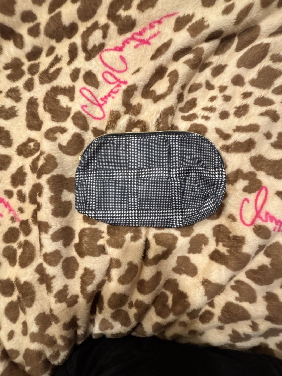 Jones New York Black White Houndstooth Cosmetic Bag 3