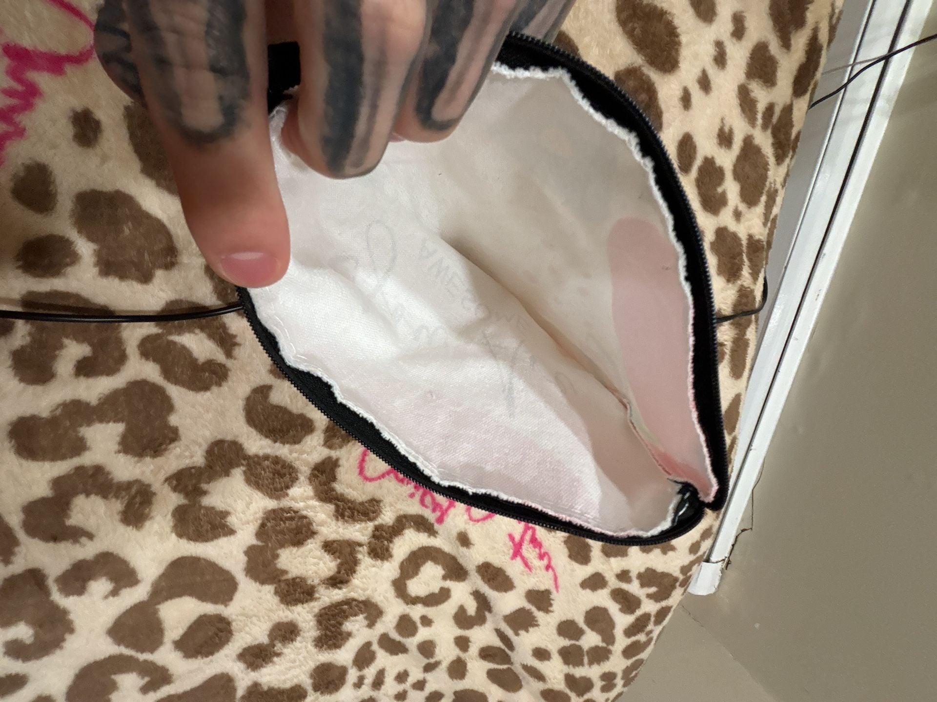 You Are Awesome Zipper Pouch Makeup Bag 4