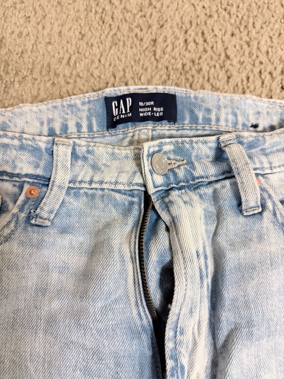 Gap High Rise Wide-Leg Jeans Size 10/30R Light Wash 4