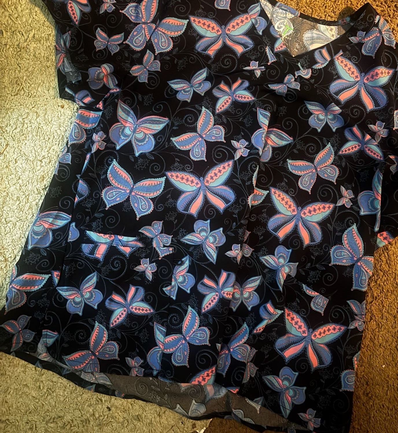 HeartSoul Scrub Top Size 2X Black Butterfly Print 1