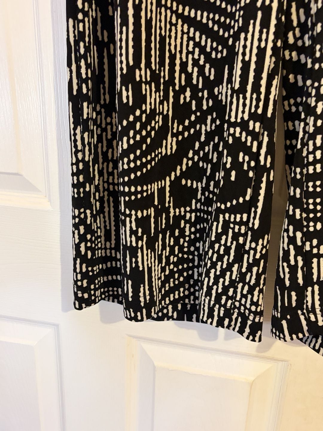 Chico's Travelers Pants Size 3 Black White Printed Wide Leg 3