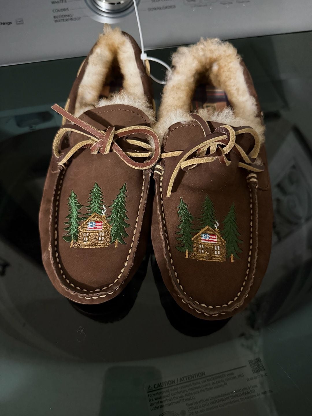 Kiel James Patrick Cozy Cabin Moccasins Size 8 Slippers 3