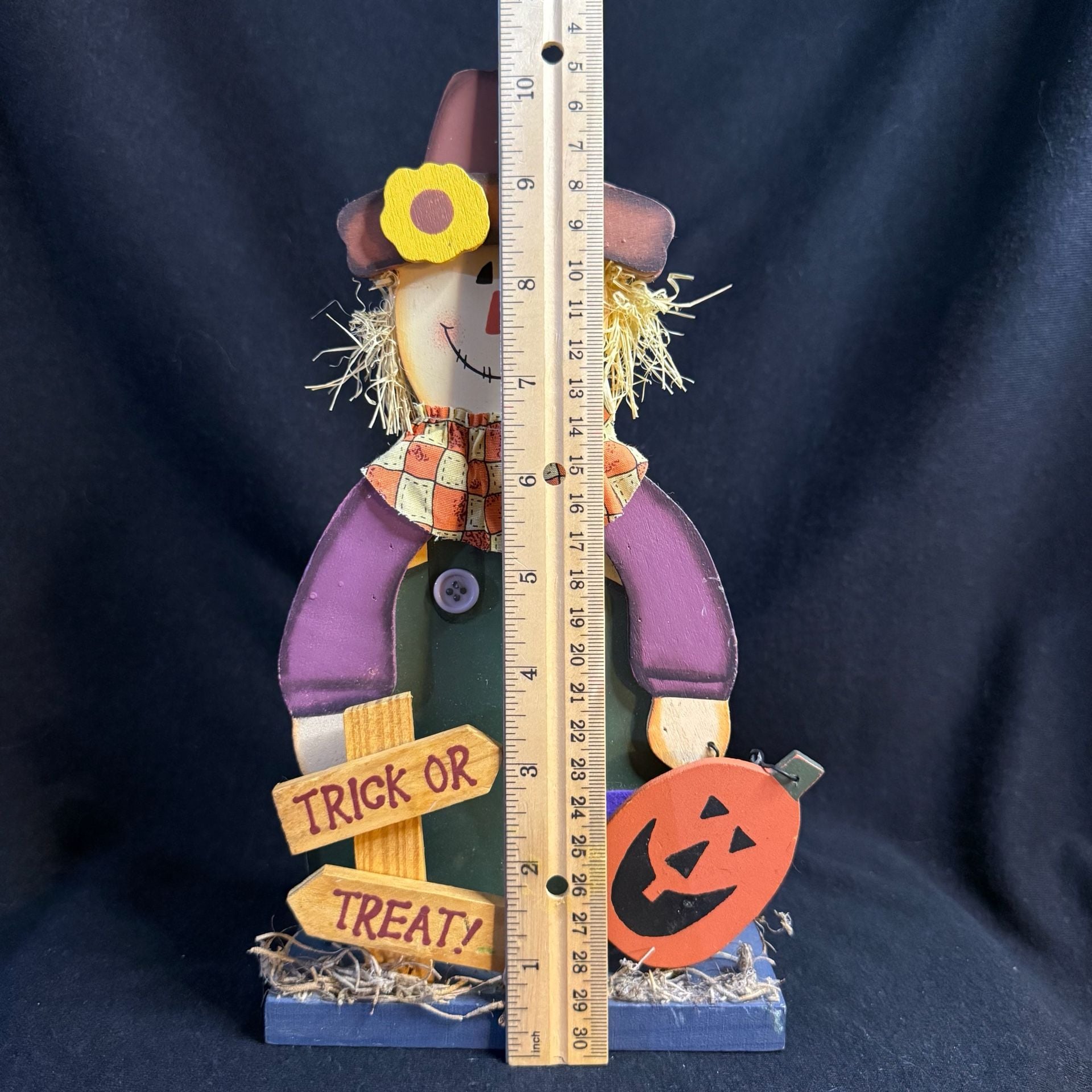 Wooden Scarecrow Shelf Sitter Fall Halloween Decor Pumpkin Trick or Treat 6