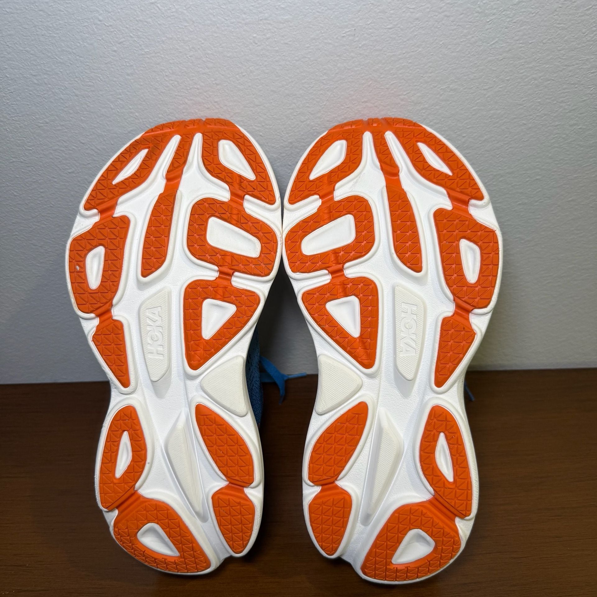 HOKA Bondi Men 8 Wide Size 9 2E Coastal Sky Vibrant Orange Running Shoes 7