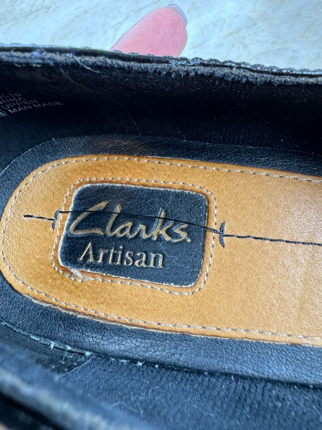 Clarks Artisan Mary Jane Pumps Black Suede Patent Trim Block Heel 9.5M 12