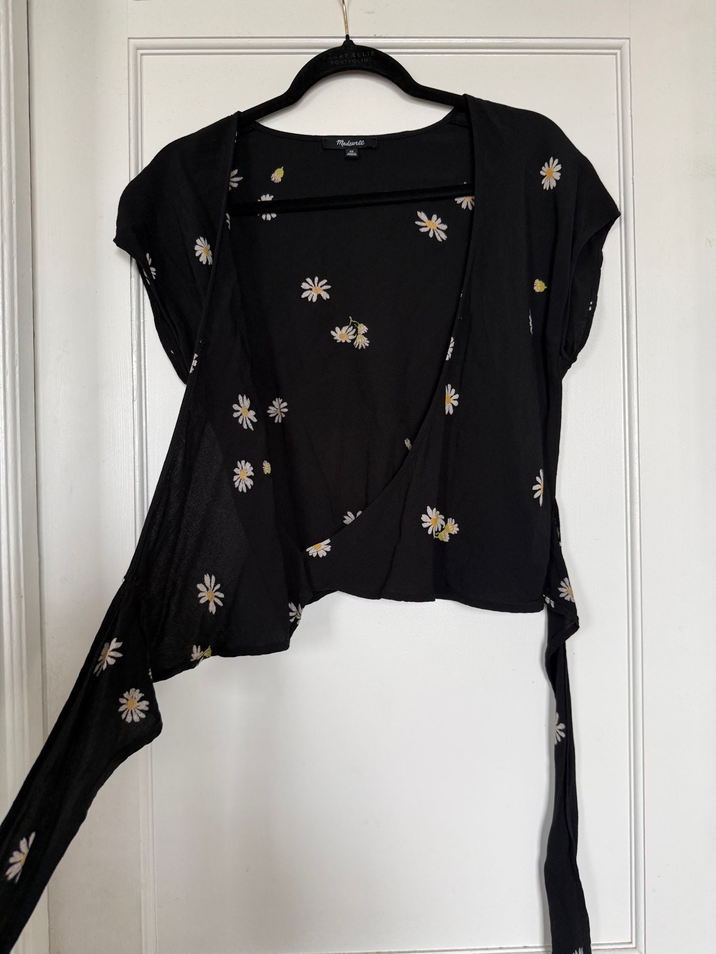 Madewell Sash-Tie Wrap Top Size XS Black Lazy Daisies Floral 2