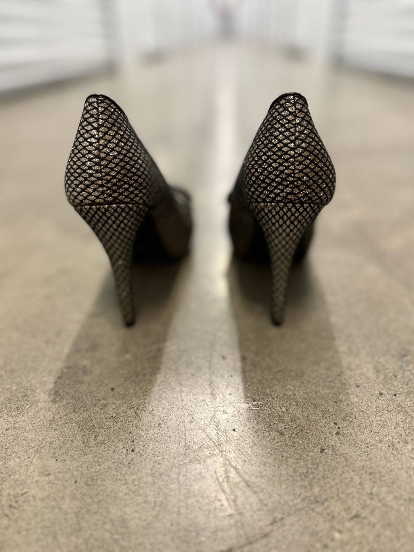 Nine West Peep Toe Heels Size 7.5 Black Gold Glitter 5