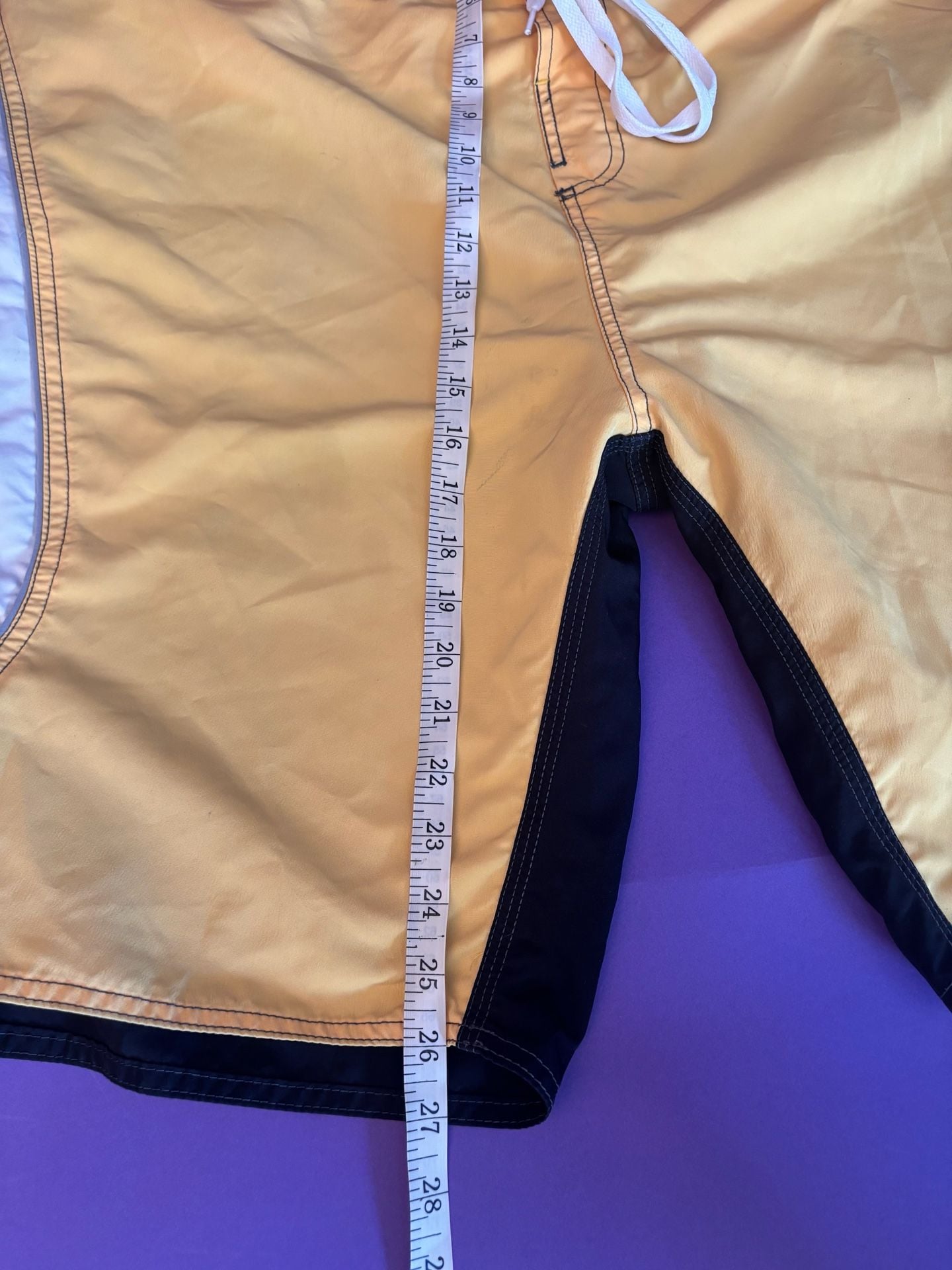 O'Neill Board Shorts Yellow White Black Size 33 7