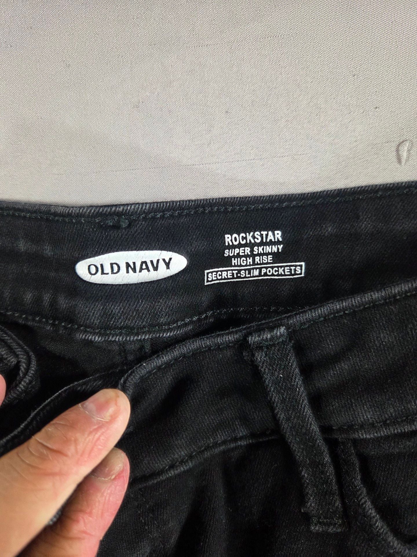 Old Navy Rockstar Jeans Size 8 Black Skinny Denim 6