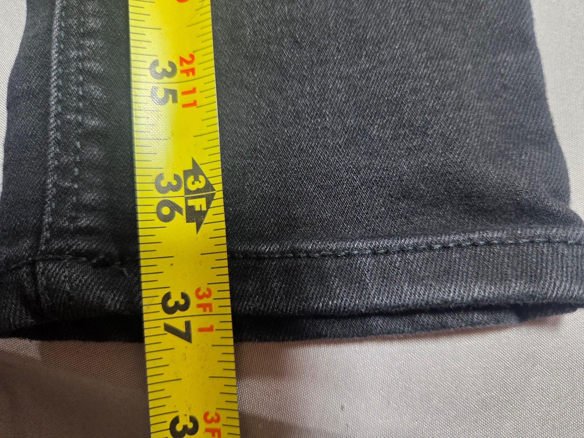 Old Navy Rockstar Jeans Size 8 Black Skinny Denim 8