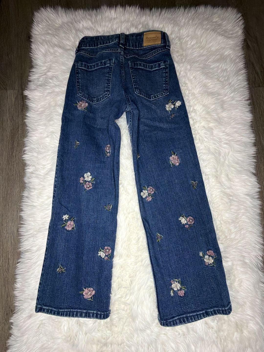 Abercrombie Kids High Rise Wide Leg Jeans Size 7/8 Floral Embroidered 6