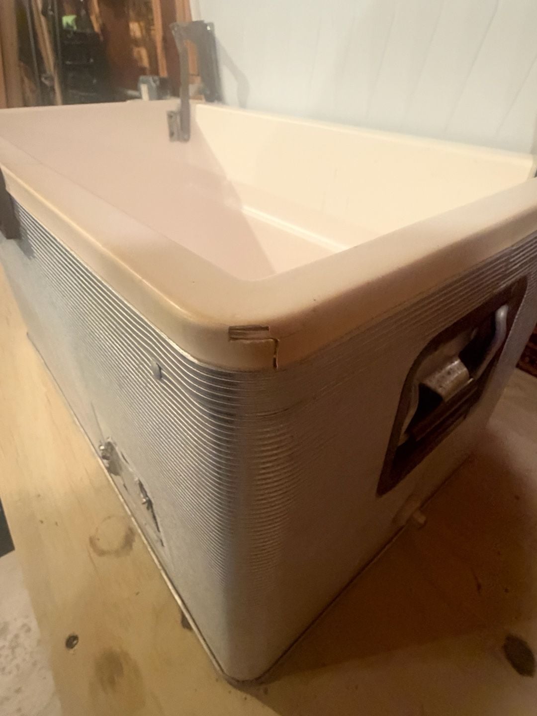 Poloron Vintage Aluminum Ice Chest Cooler 11
