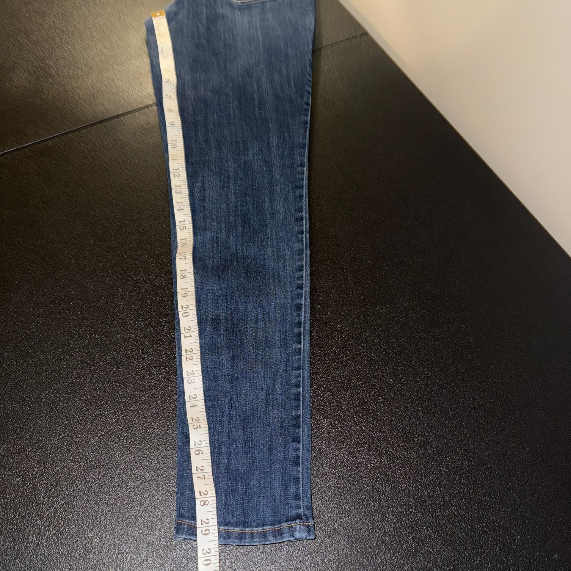Seven7 High Rise Skinny Jeans Size 8 Blue Denim 7