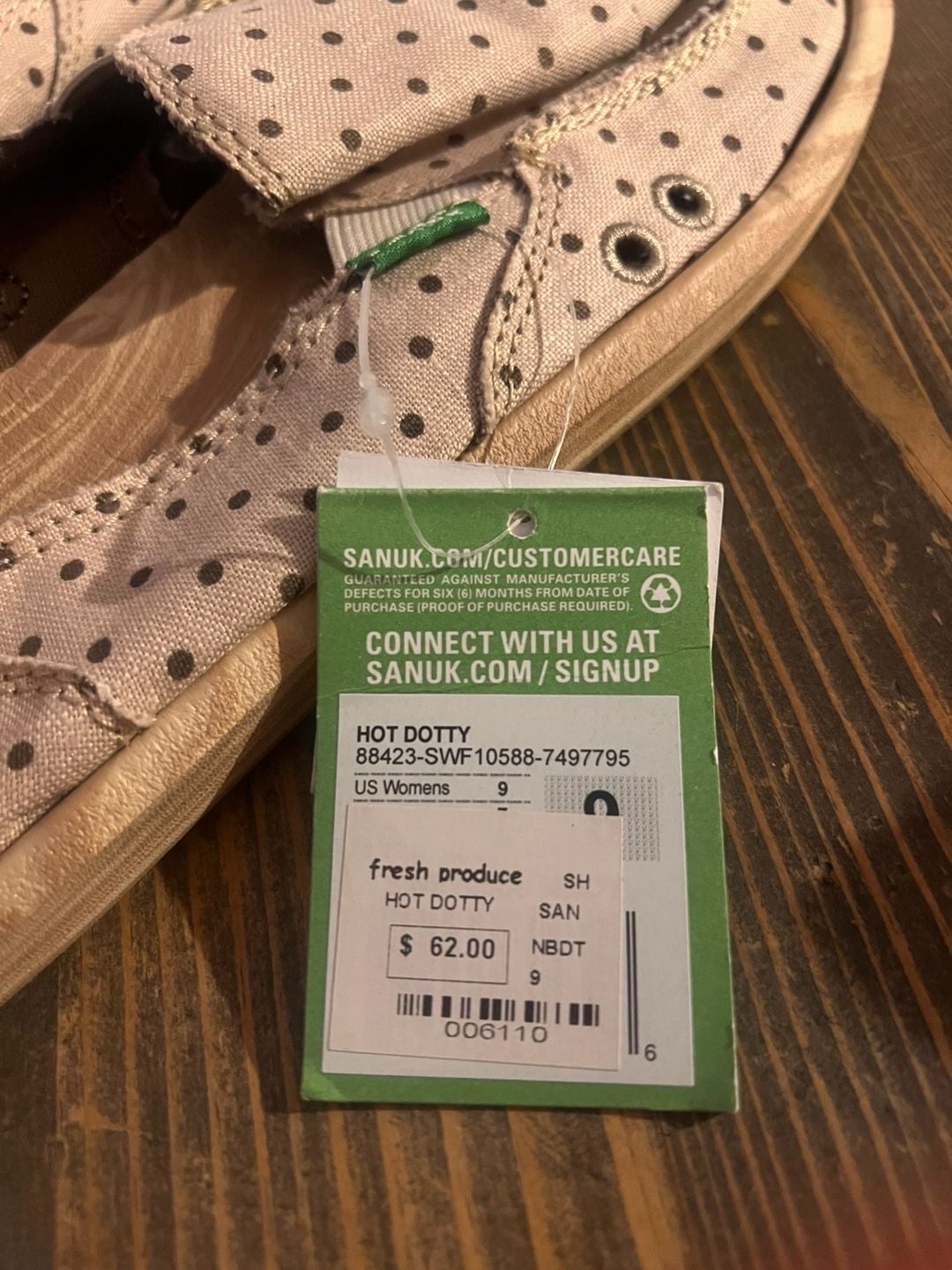 Sanuk Hot Dotty Slip-On Shoes Size 9 Beige Polka Dot 7
