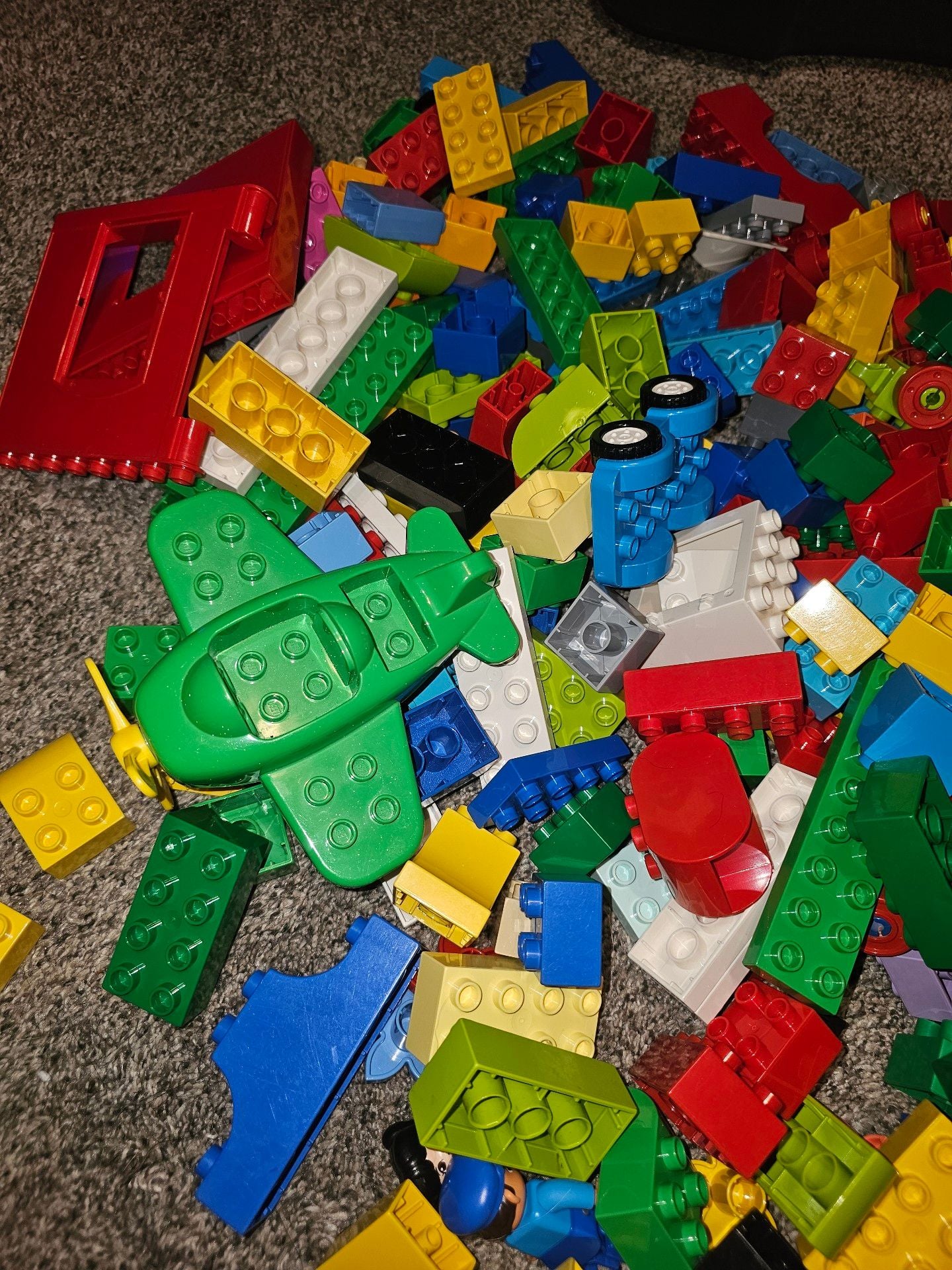 1 - Lego Duplo Building Blocks Mixed Lot With Airplane over 275 pc and 8 lbs 2
