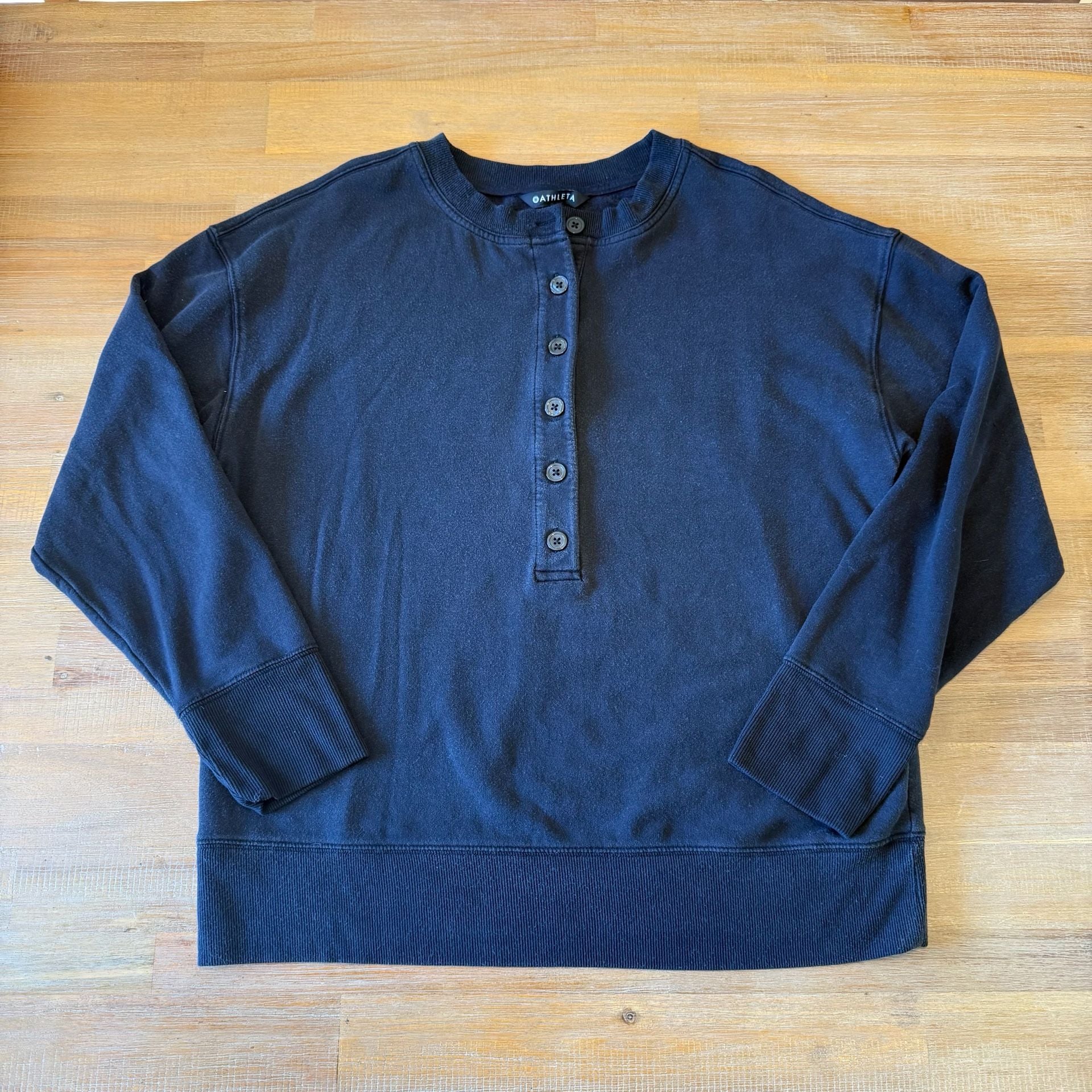 Athleta Coaster Luxe Henley Sweatshirt Black Pullover Sweater Top Small SP 2
