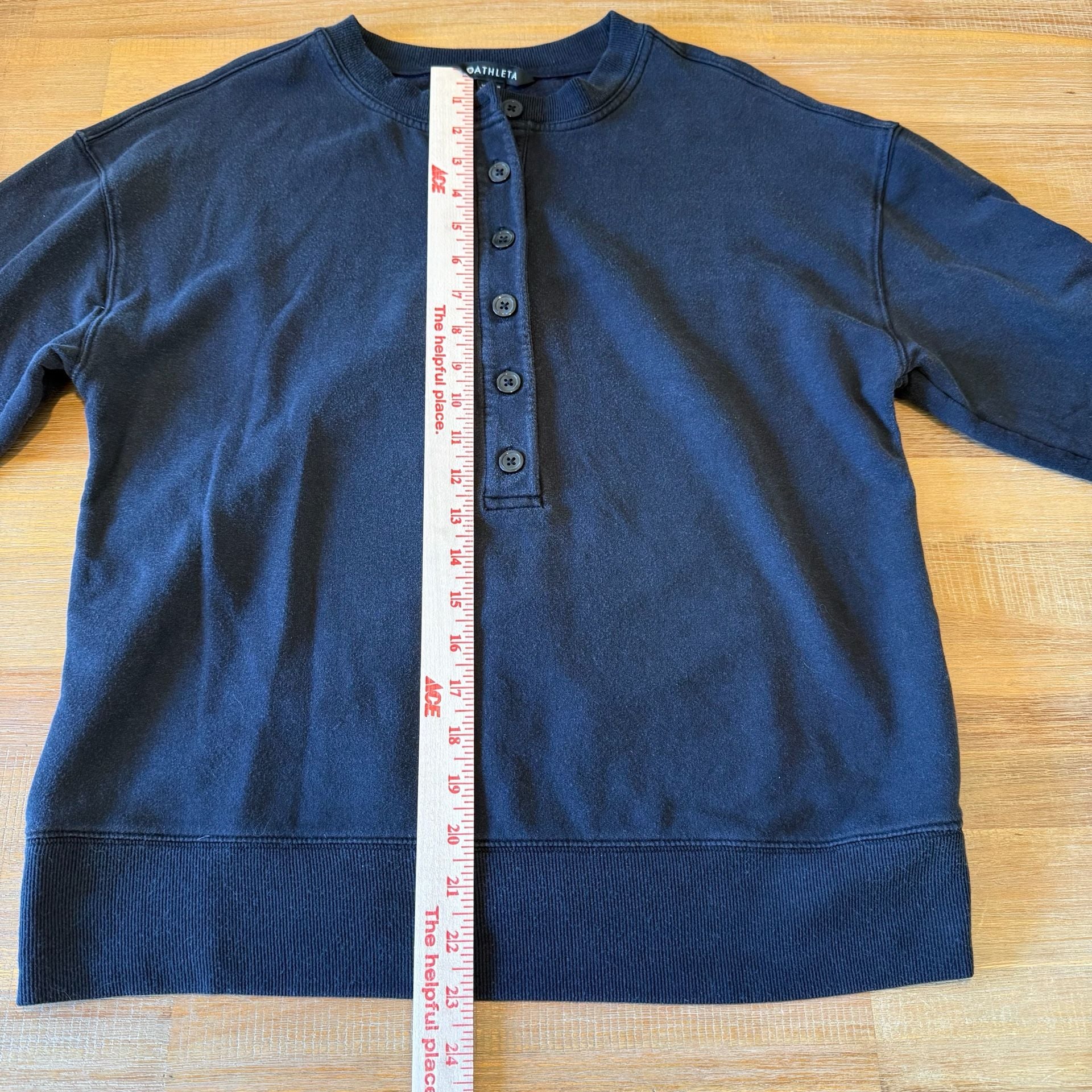 Athleta Coaster Luxe Henley Sweatshirt Black Pullover Sweater Top Small SP 6