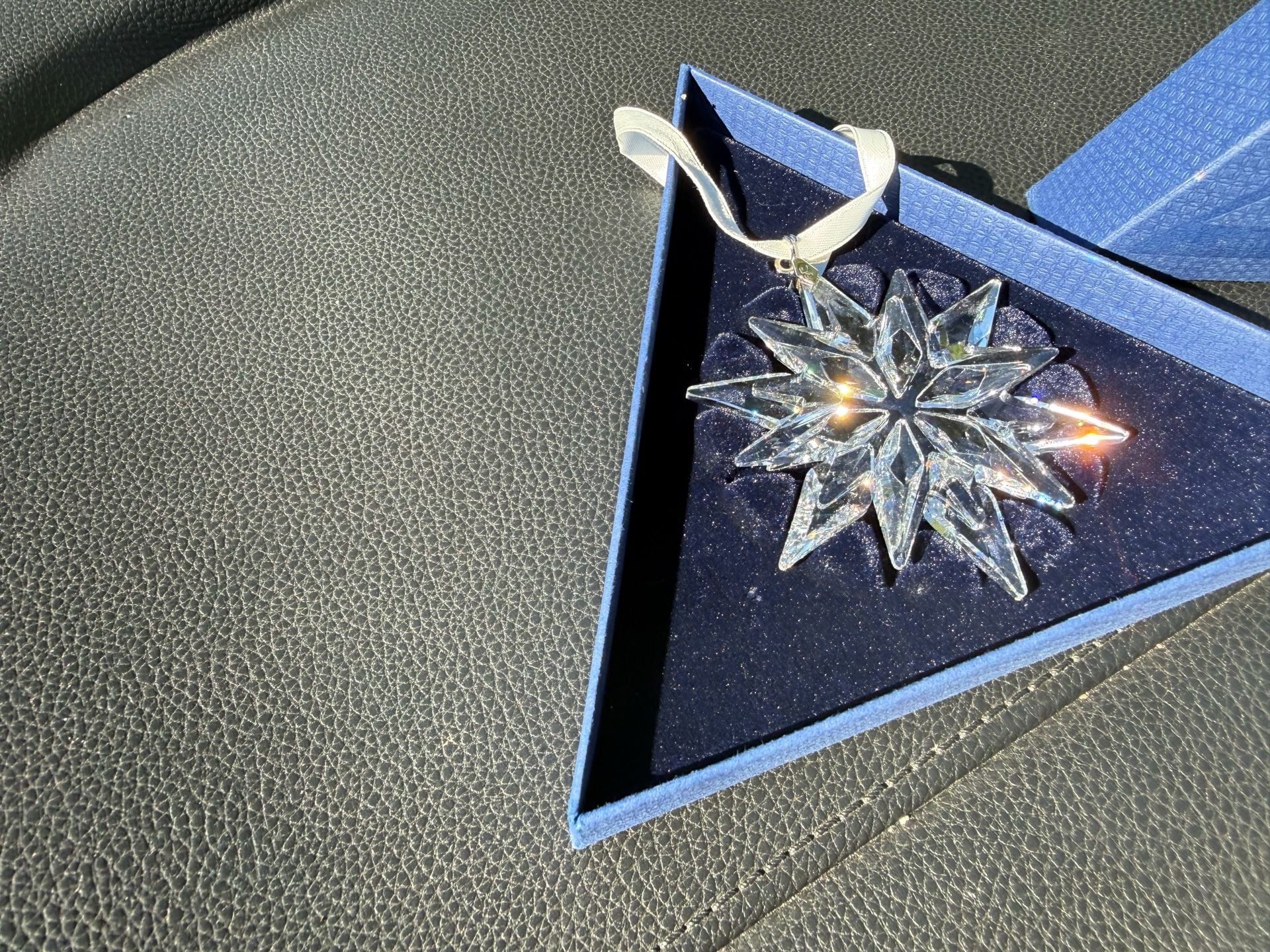 Swarovski 2011 Annual Edition Star Snowflake Christmas Ornament 2