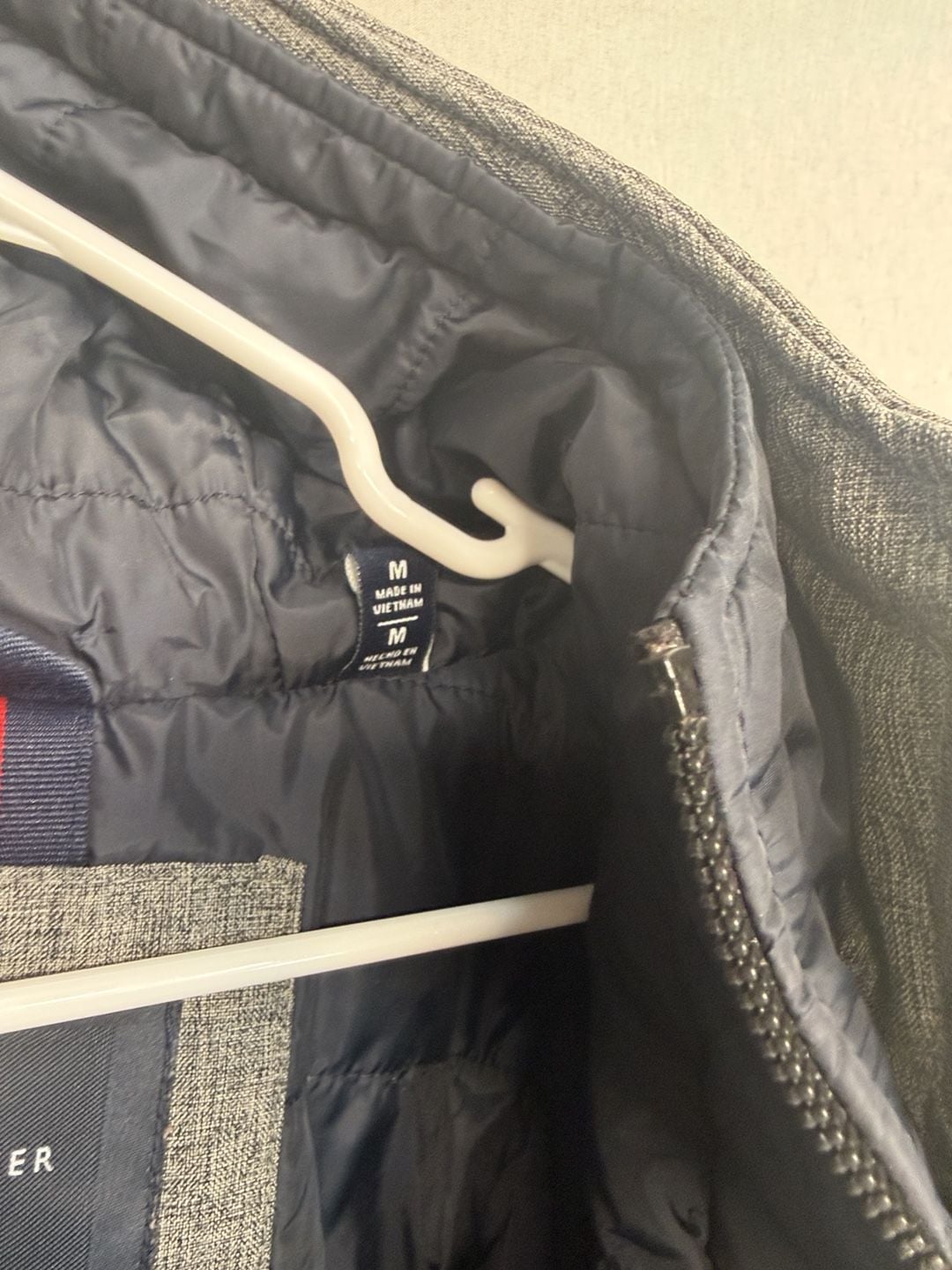 Tommy Hilfiger 3-Layer Hooded Jacket Size M Gray Water Resistant 5
