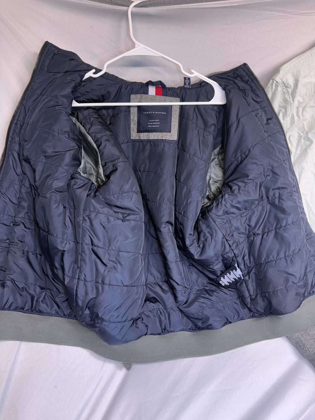 Tommy Hilfiger 3-Layer Hooded Jacket Size M Gray Water Resistant 8