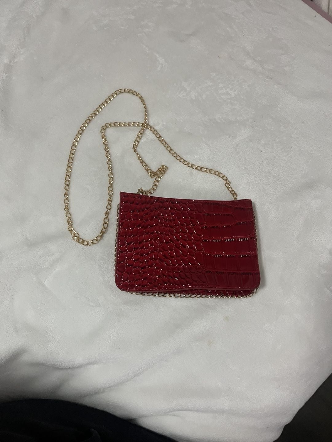 Red Faux Crocodile Embossed Crossbody Bag with Gold Chain 3