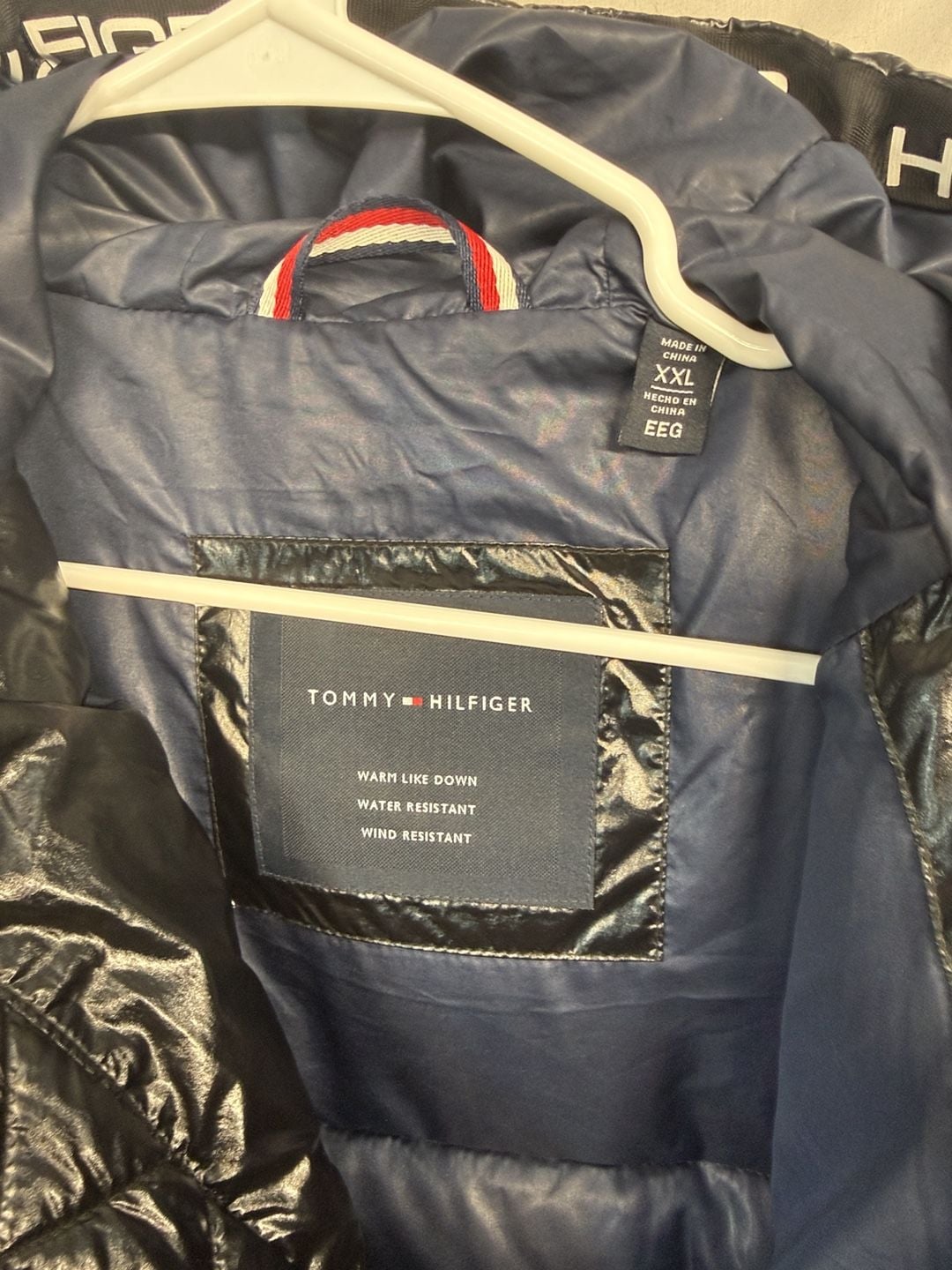 Tommy Hilfiger Puffer Jacket Size XXL Black Shiny Hooded Coat 2