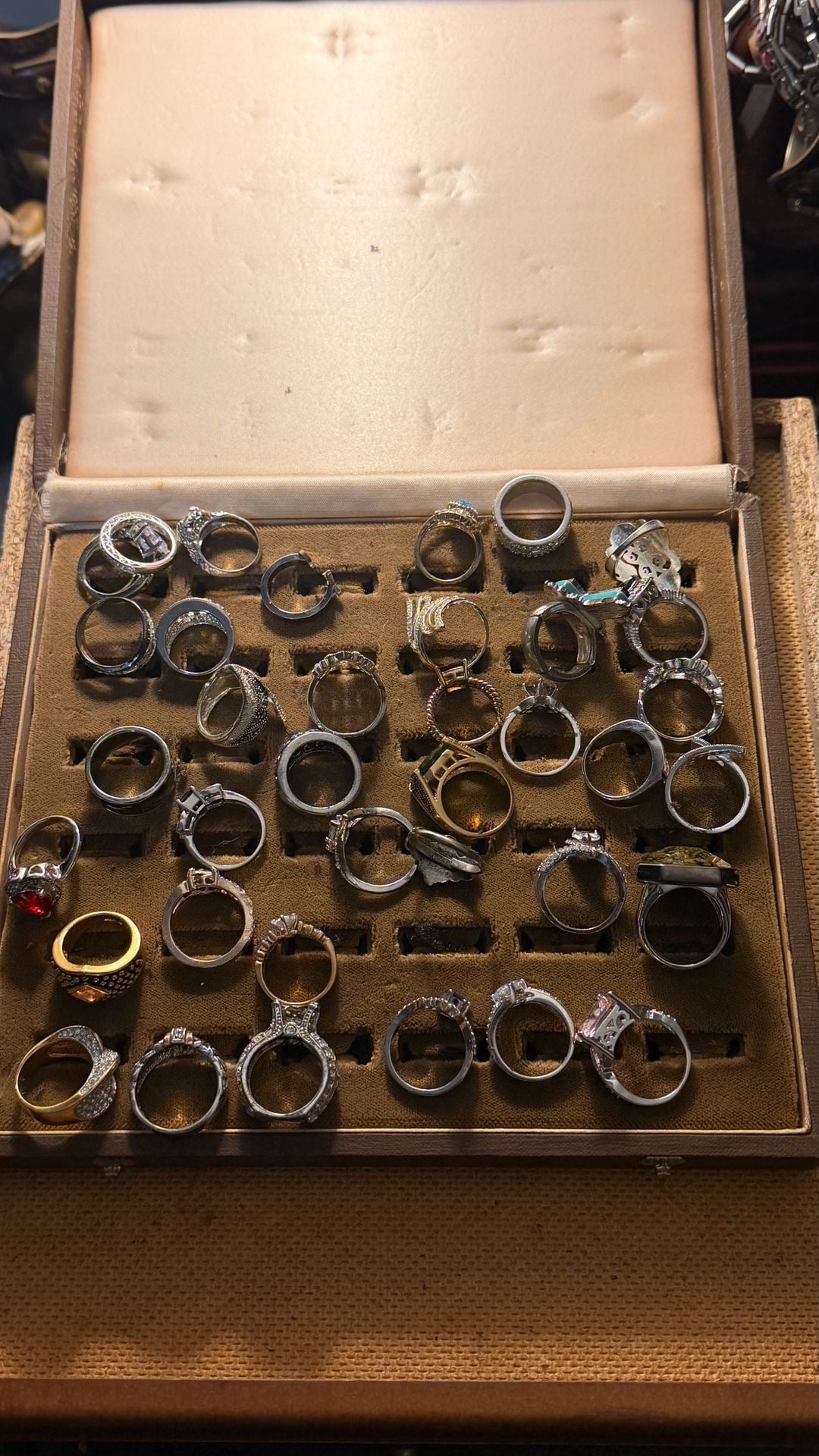 Costume Jewelry Mixed Rings Lot (36) 6