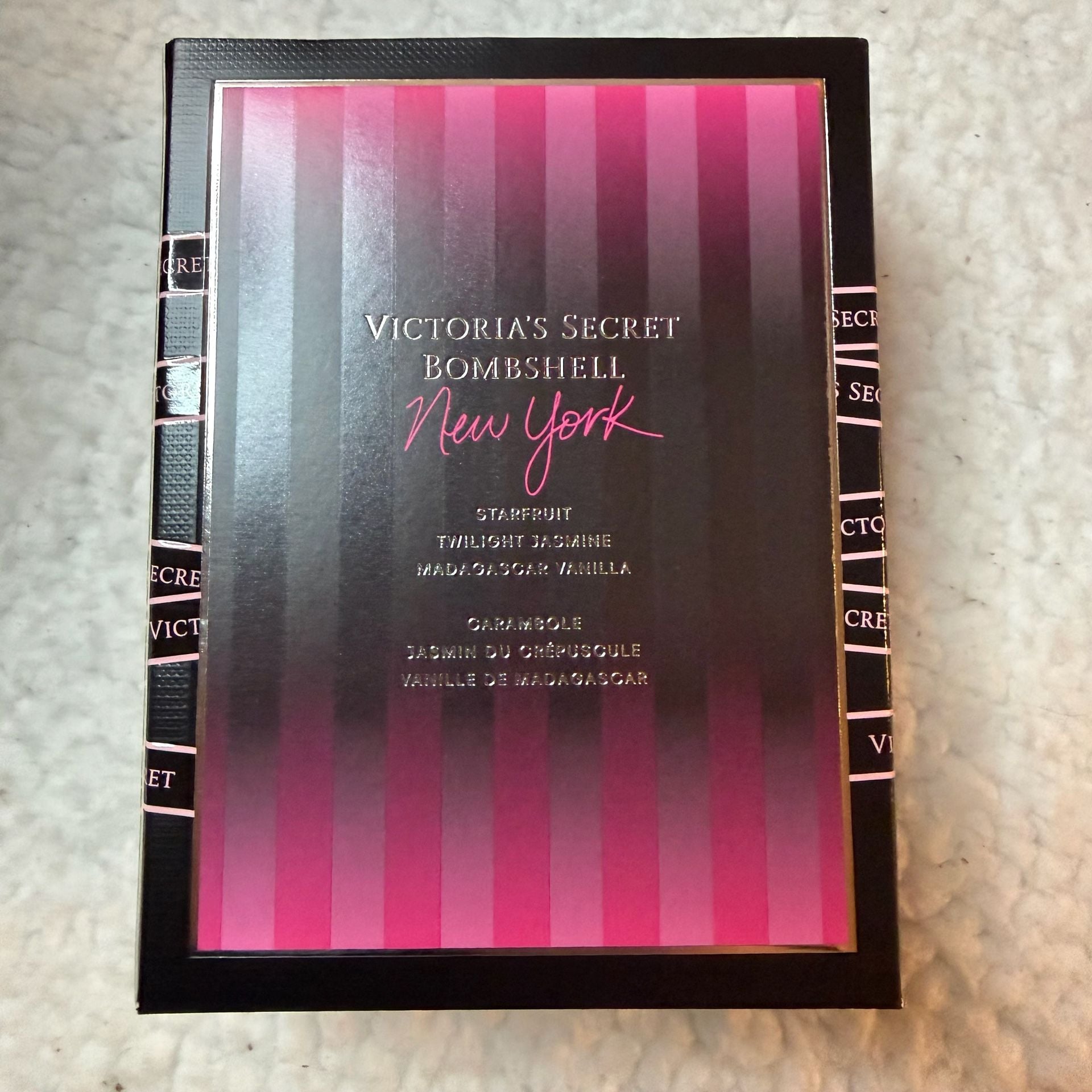 Victoria's Secret Bombshell New York Eau de Parfum 50 ml / 1.7 fl oz 2