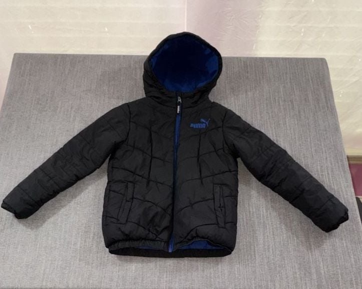 Puma Puffer Jacket Size M (10-12) Black Blue Hooded Fleece Lined 2