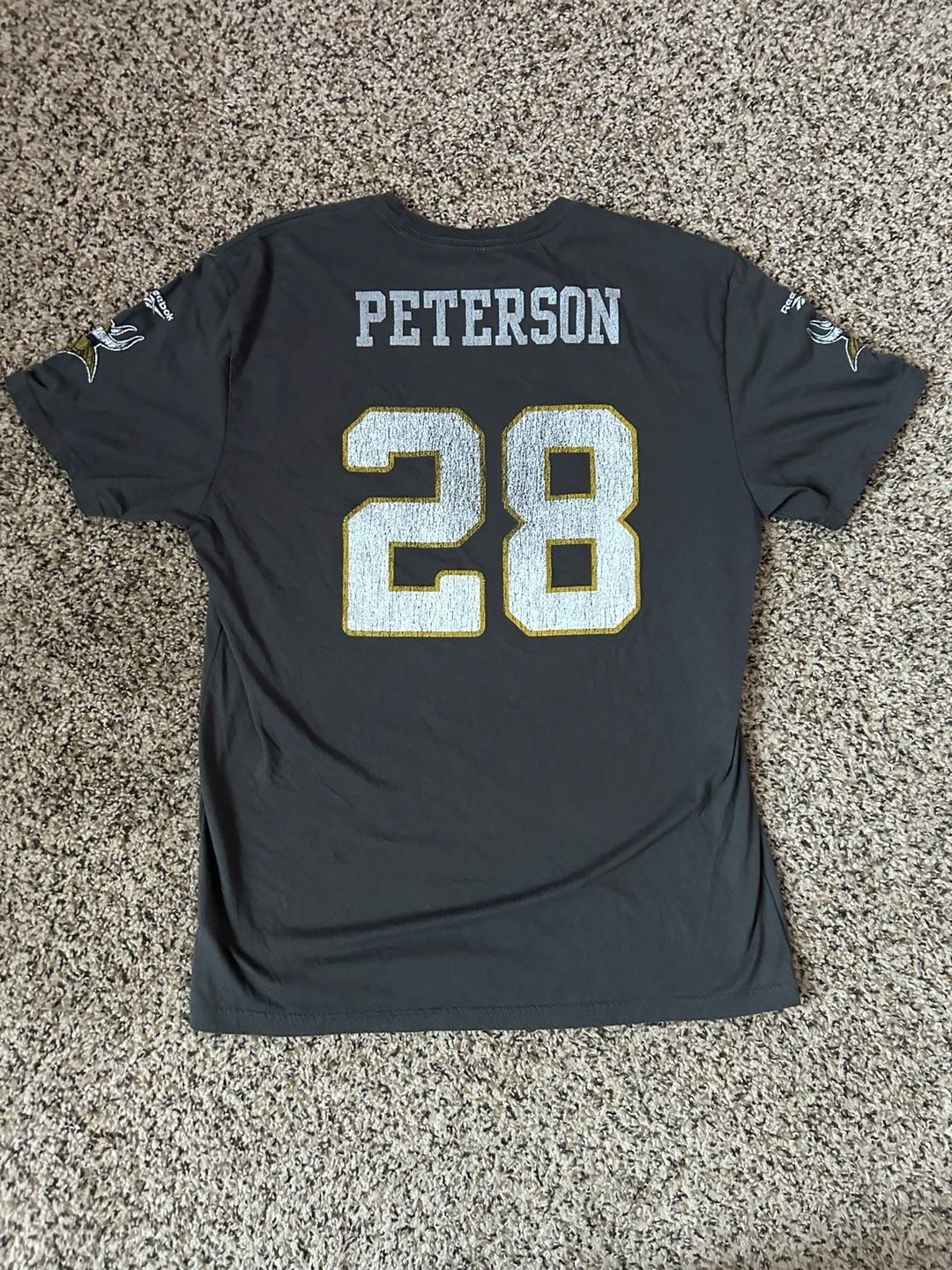 Reebok Minnesota Vikings Adrian Peterson 28 T-Shirt Size M Gray Cotton 6