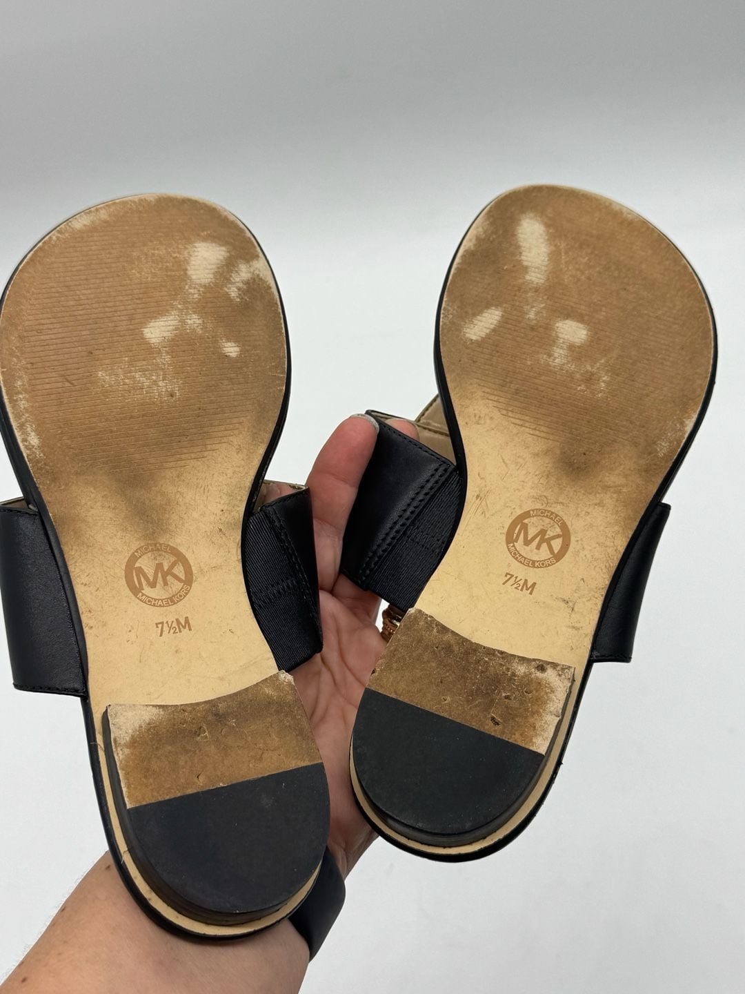 Michael Kors Thong Sandals Size 7.5 Black  9