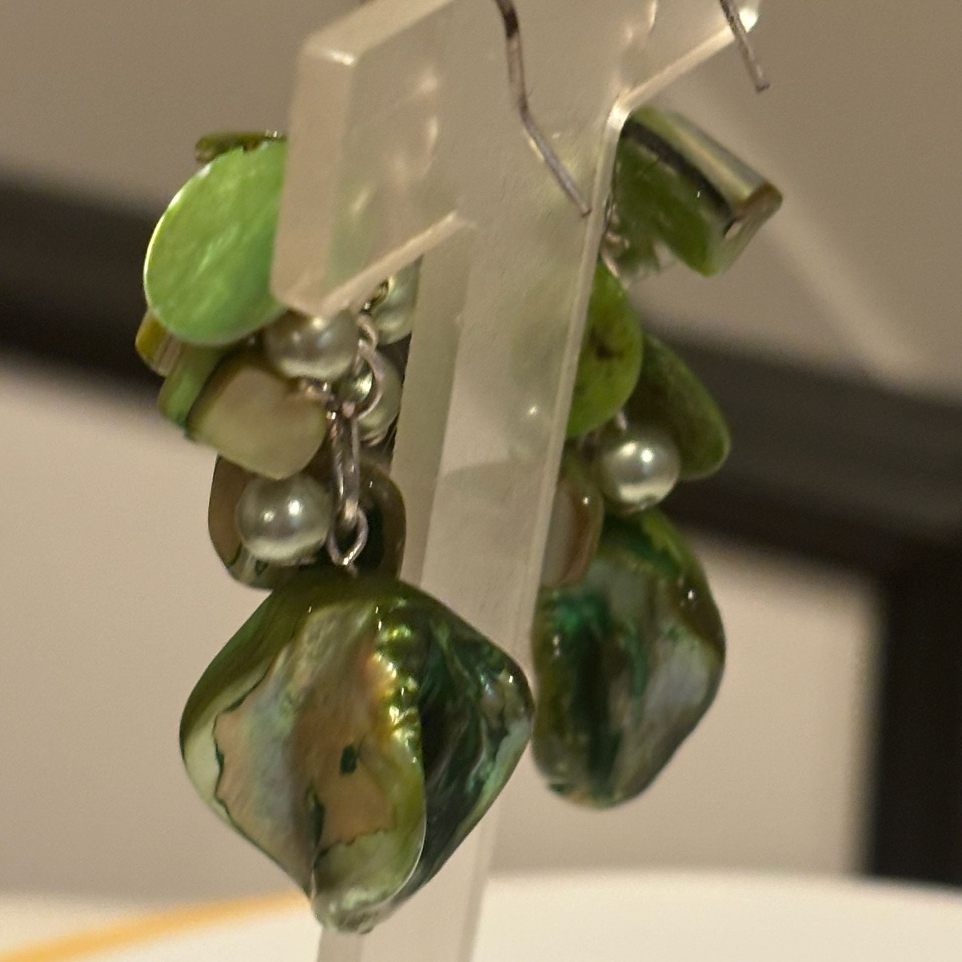 Green Shell Pearl Cluster Dangle Earrings 7