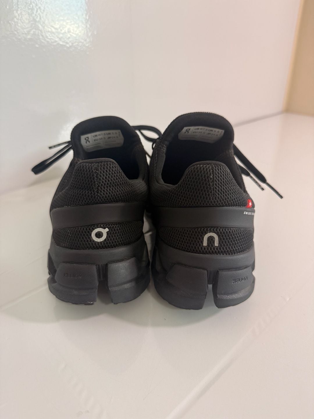 On Cloud Swift Running Shoes Black 9