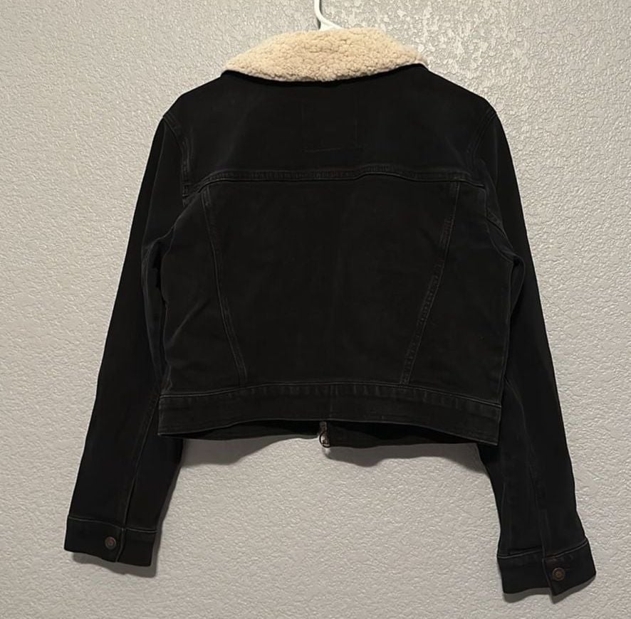NEW Hollister Sherpa Collared Trucker Denim Jacket Size M Black 5