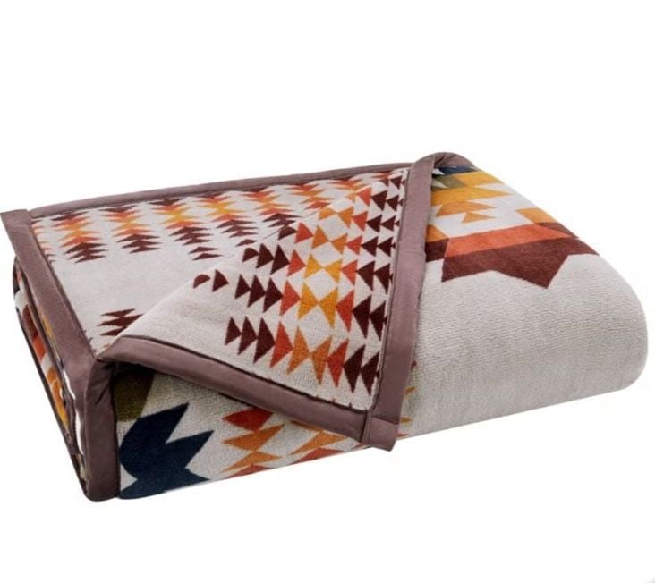 NEW Pendleton Reversible Plush Throw Blanket Sonoran Dusk 50”x70” 5