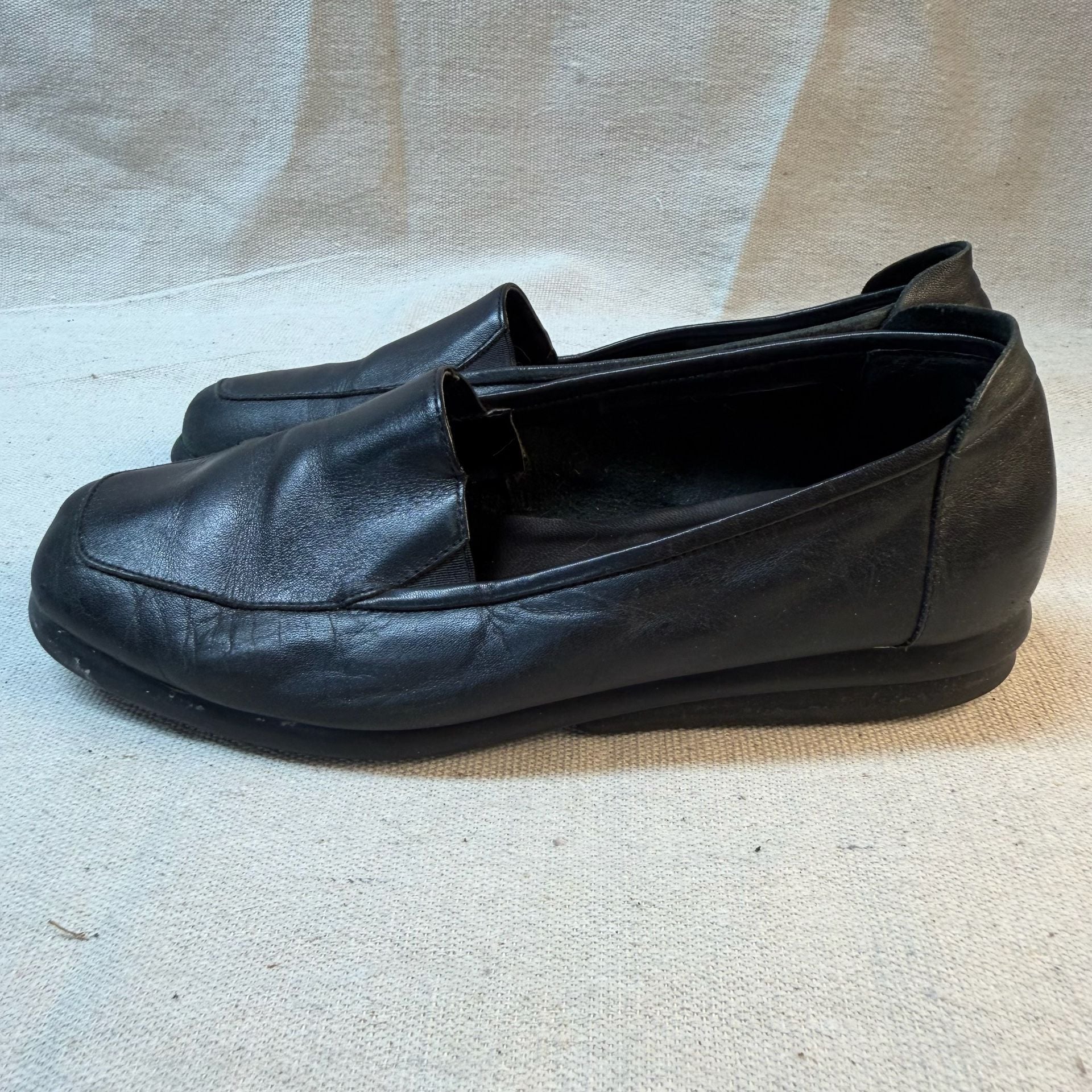 Villager Softwear Black Leather Slip On Loafers Flats Shoes 6