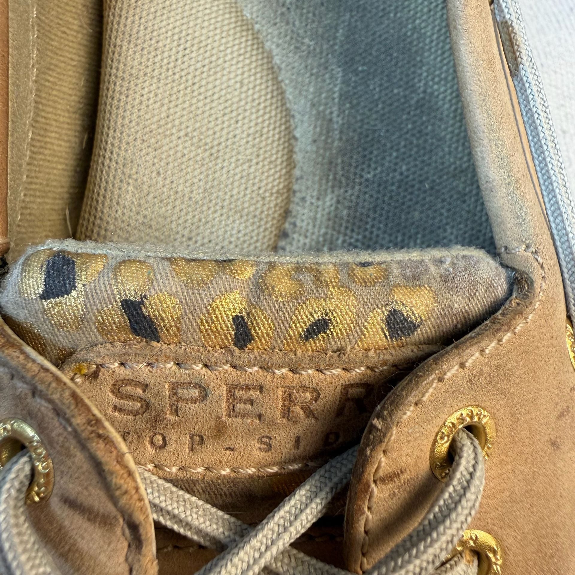 Sperry Angelfish Boat Shoes Tan Leopard Metallic Leather 9