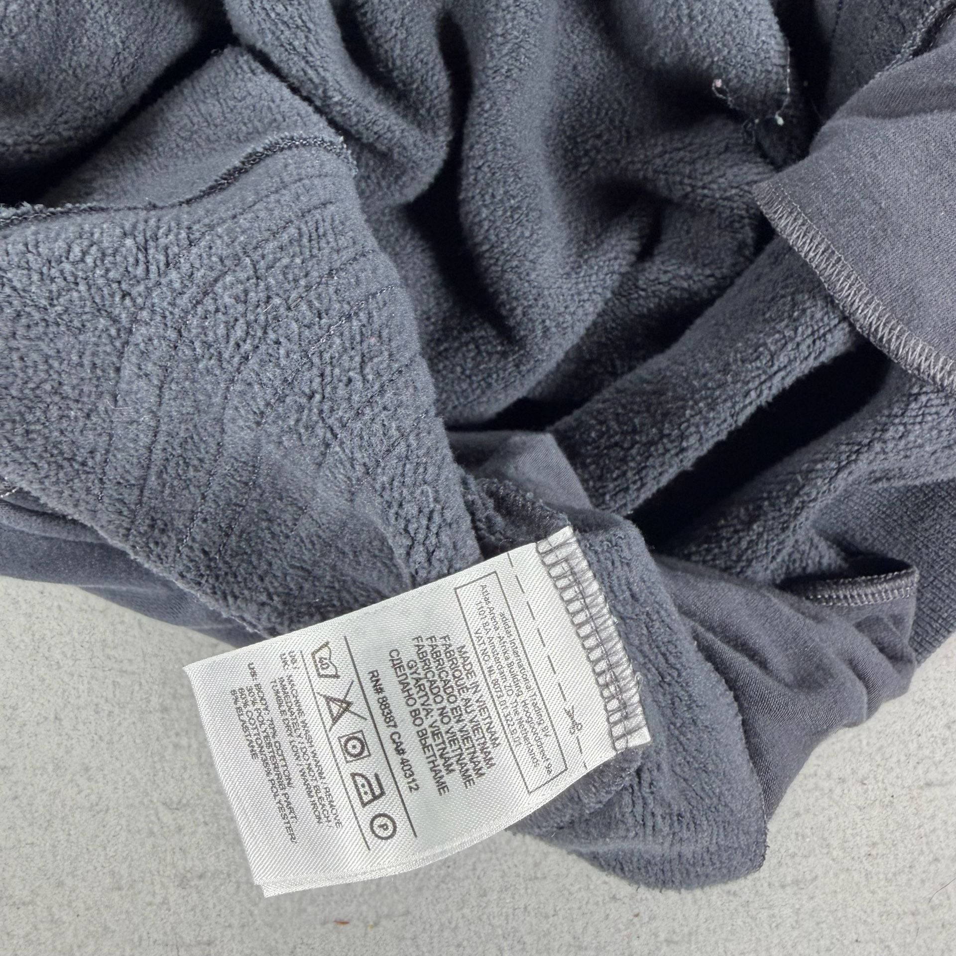 Vintage Adidas Hoodie Size XL Gray Fleece Pullover 10
