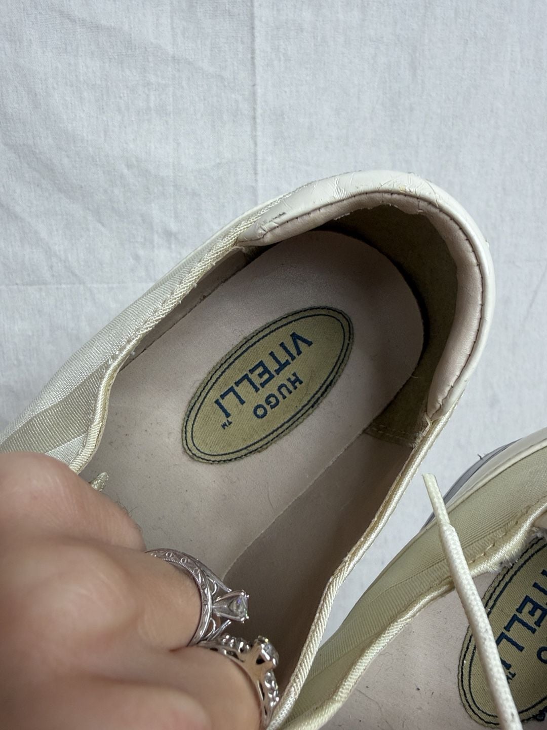 Hugo Vitelli Striped Satin Formal Dress Shoes Cream White 7