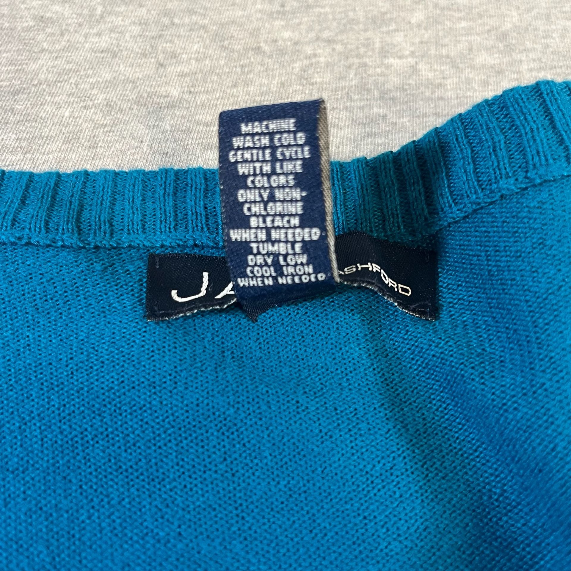 John Ashford Blue V-Neck 100% Cotton Sweater Men’s L 8