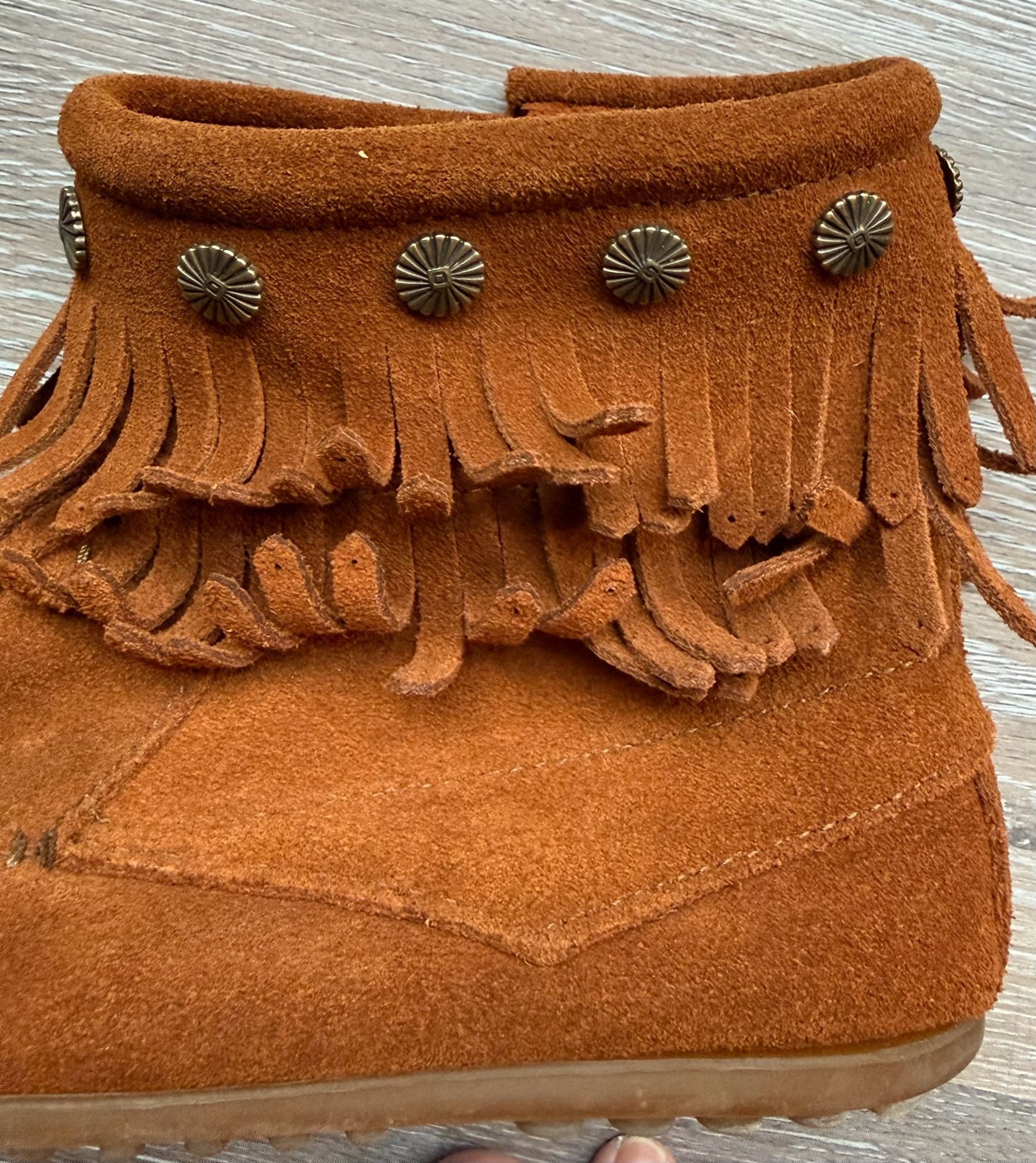 Minnetonka Brown Double Fringe Side Zip Brown Soft Suede Ankle Boot Size 8 5