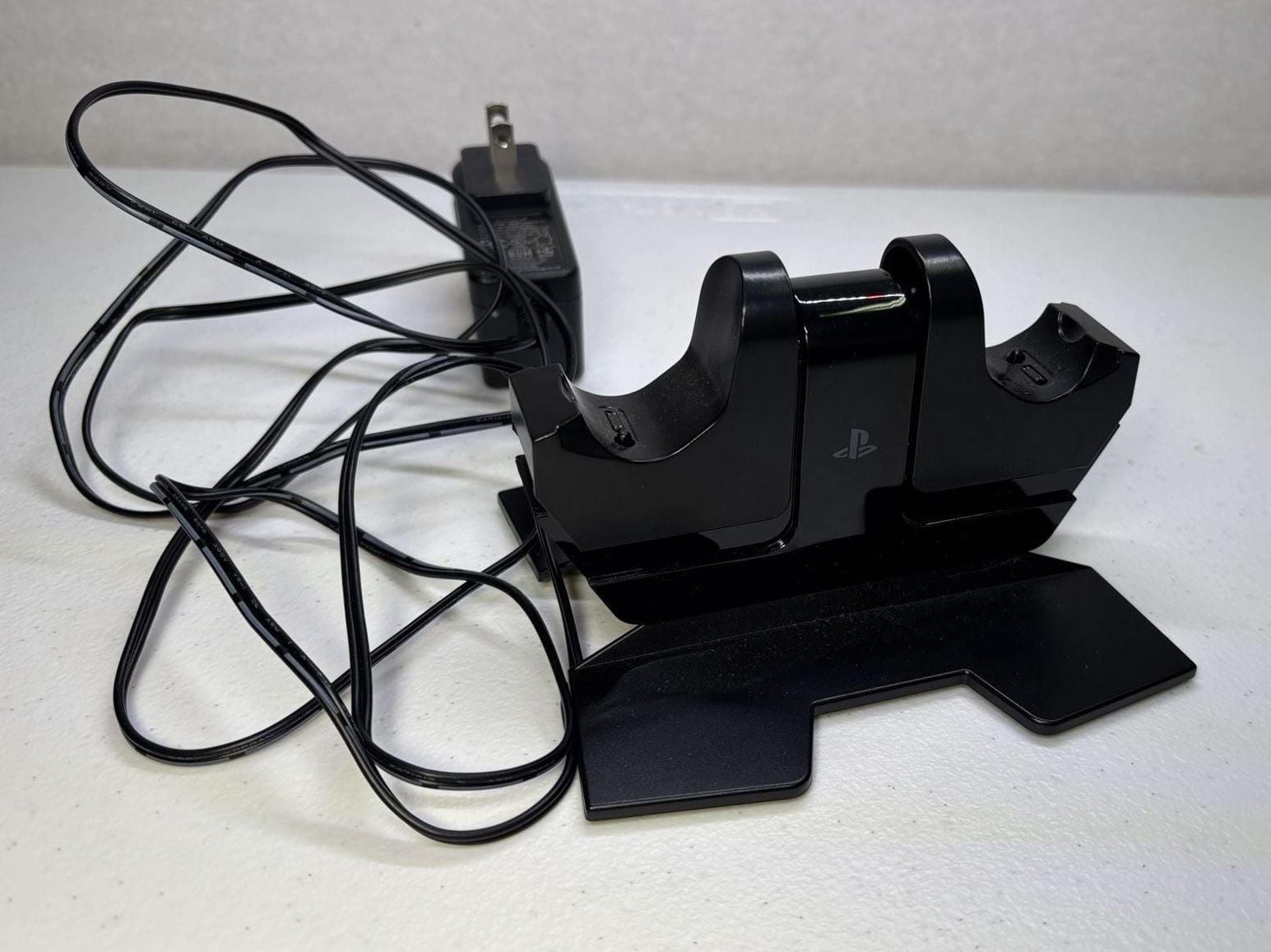 Sony PlayStation Move Charging Station with AC Adapter 1