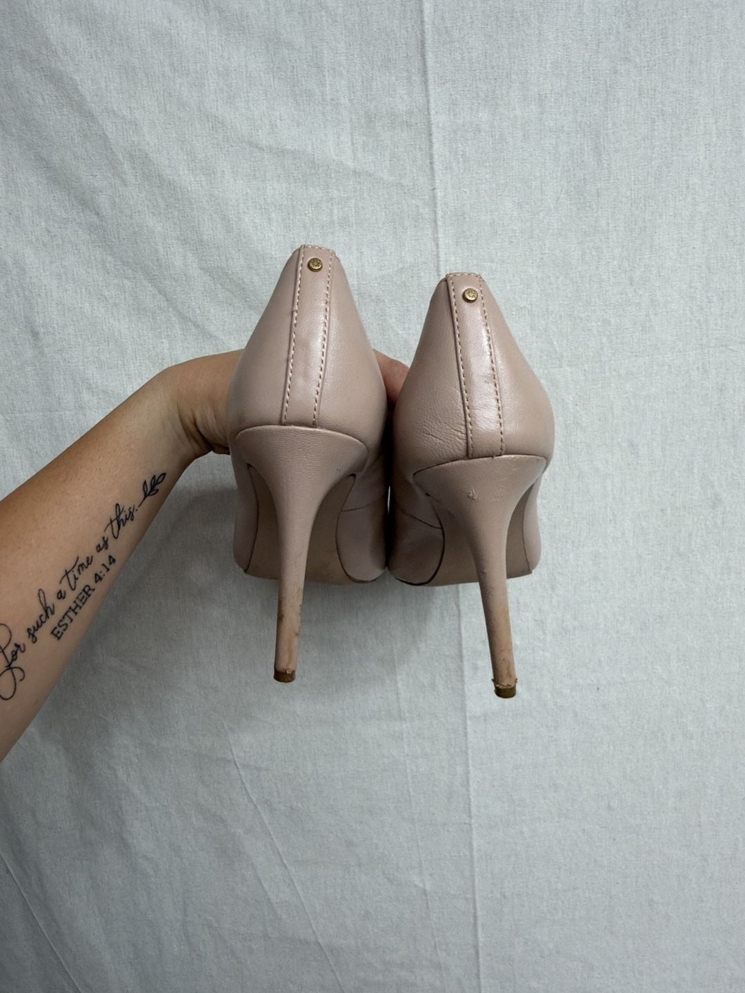 BCBGeneration Heidi Pumps Size 9.5 Nude Leather Stiletto Heels 6