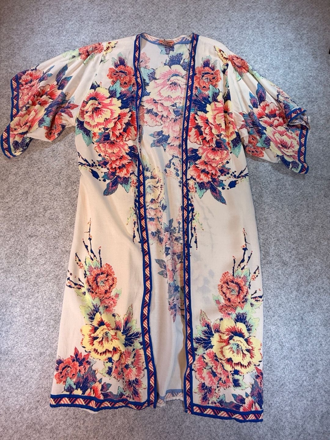 Flying Tomato Floral Kimono Size S/M Rayon Long Cardigan 2