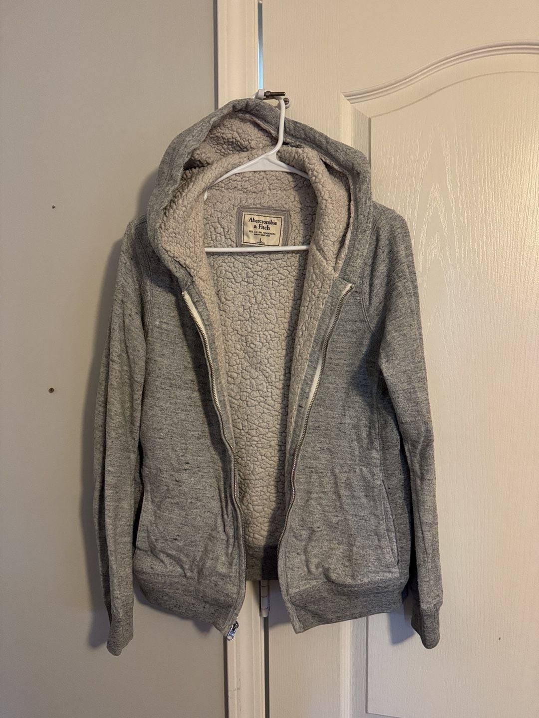 Abercrombie & Fitch Sherpa Lined Full Zip Hoodie Size L Gray 1