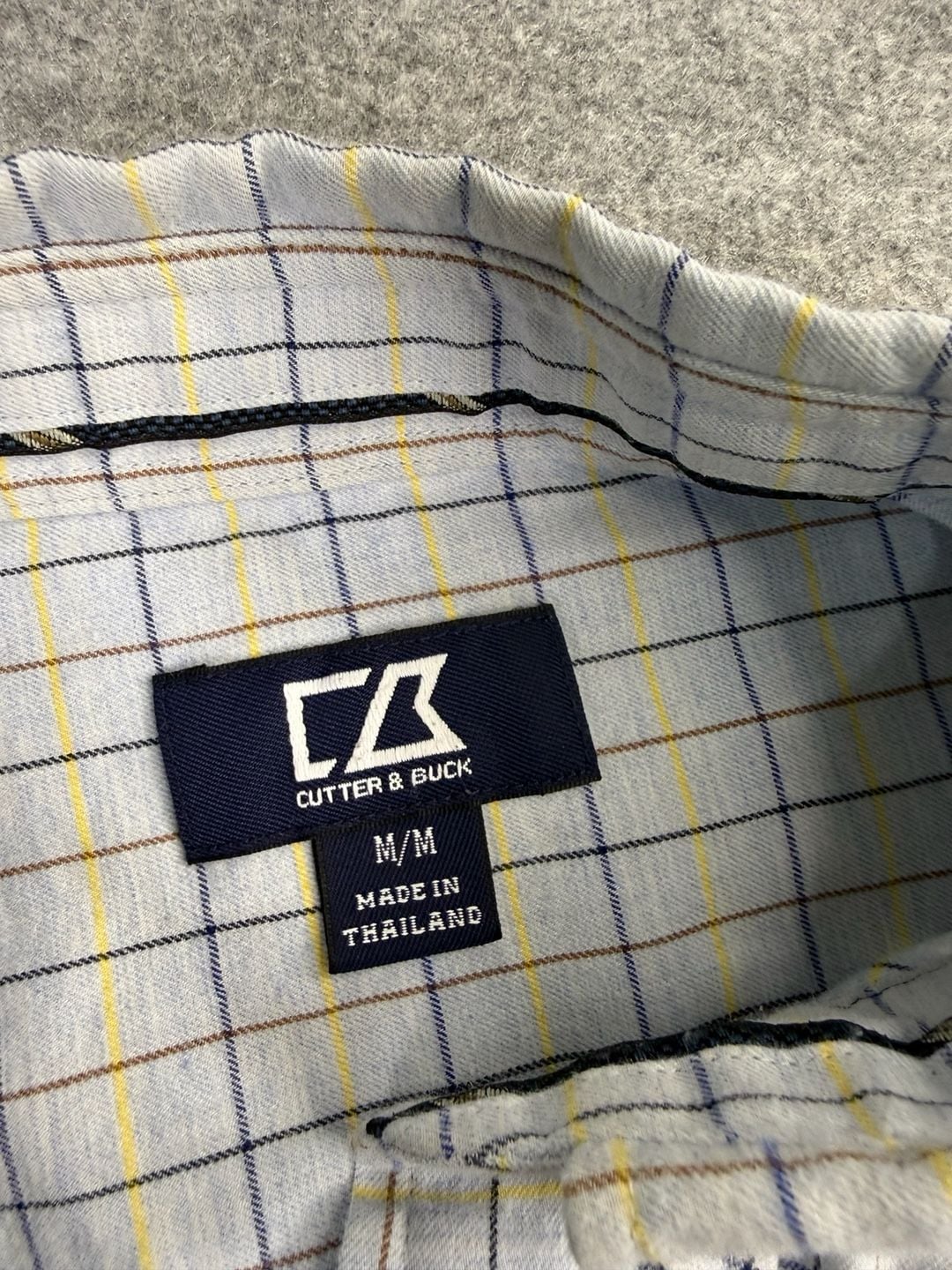 Cutter & Buck Plaid Button Down Shirt Size M Light Blue Long Sleeve 3