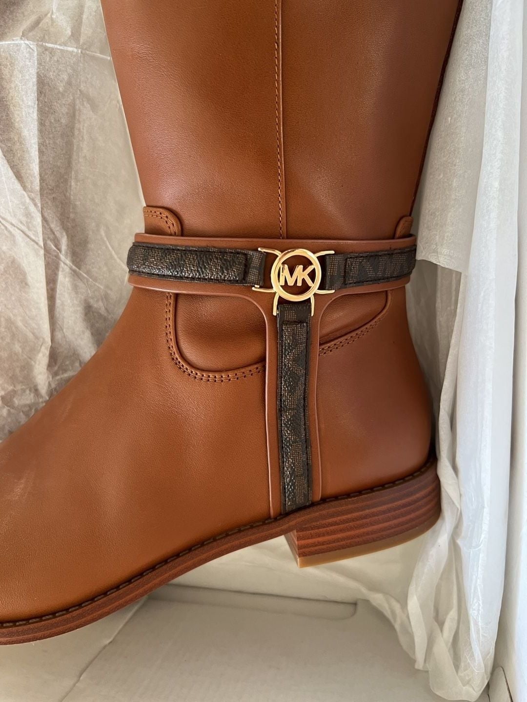 NIB Michael Kors Mindy Flat Boot Size 8.5M Lugg Multi Leather Riding Boots 17