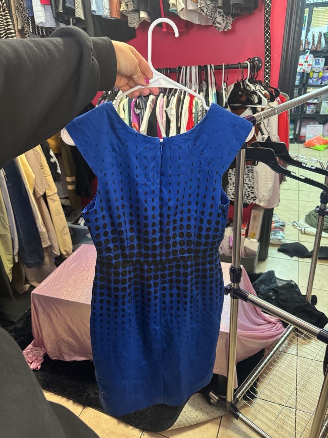Liz Claiborne Polka Dot Sheath Dress Size 4 Blue Black 5