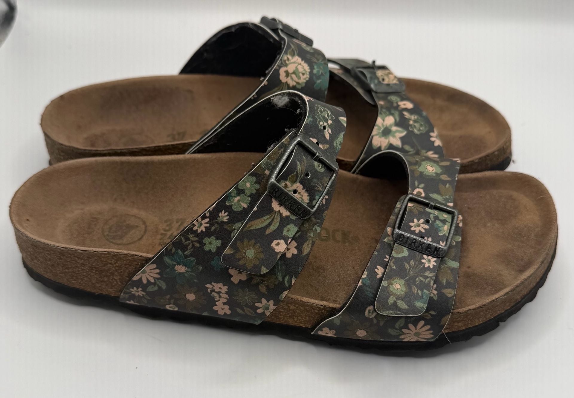 Birkenstock Arizona Sandals Size 37 Floral Black Leather 3