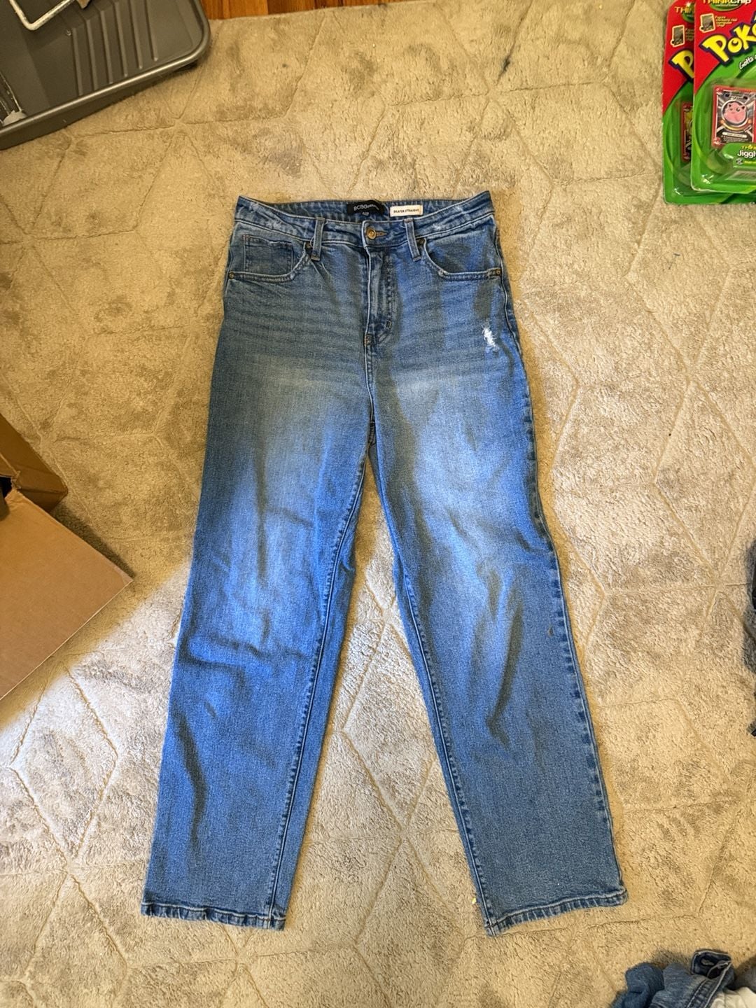 BCBGeneration Skater Straight Jeans Size 9/29 Medium Wash Distressed 3